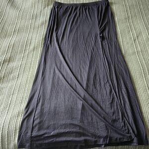 🖤 Long black skirt with slit 🖤